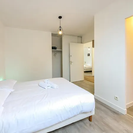 ホテル Le Soleil Levant - T6 Proche Centre アンジェ